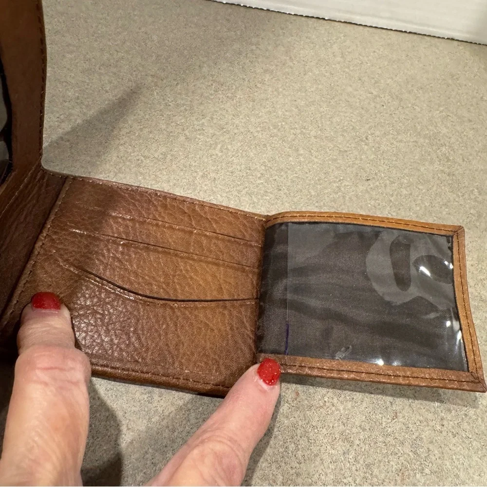 Men’s Classic Trifold Wallet With Southwest Print